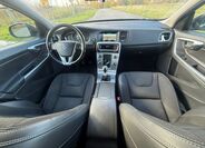 Volvo V60 9