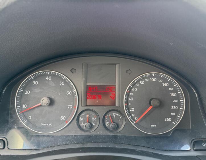 Volkswagen Golf 17