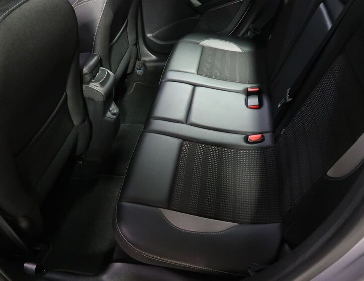 Peugeot 2008 10