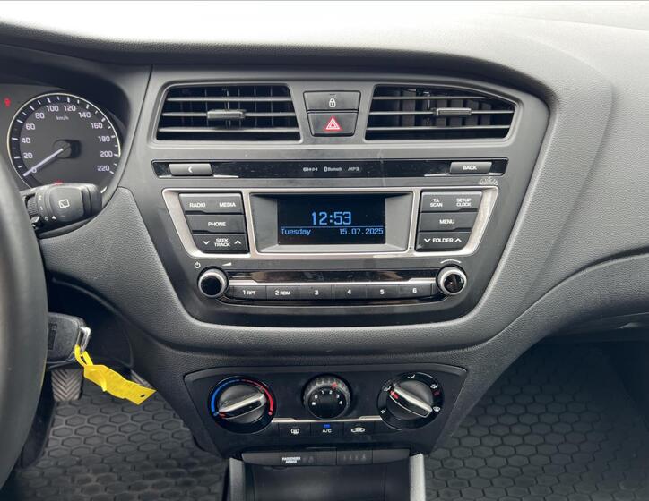 Hyundai i20 12