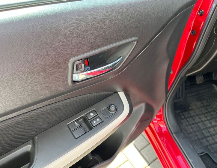 Suzuki Swift 12