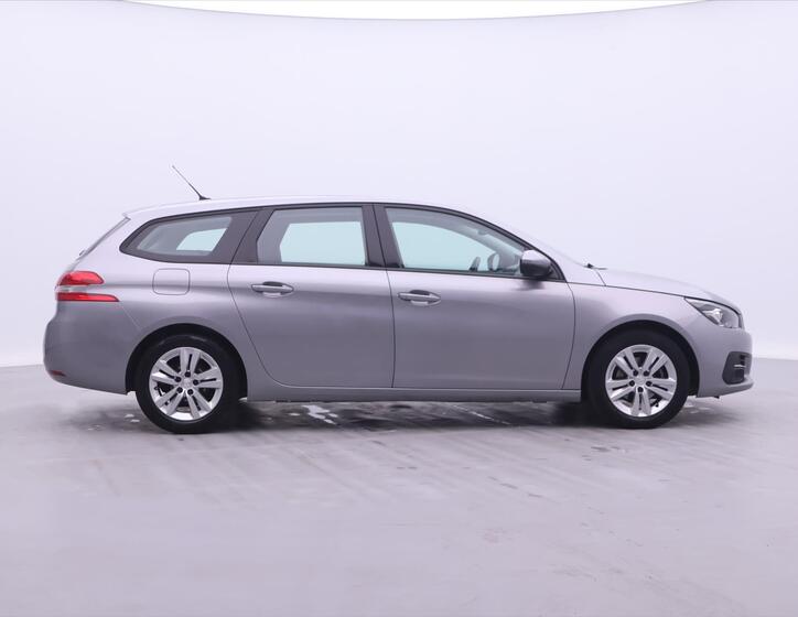 Peugeot 308 8