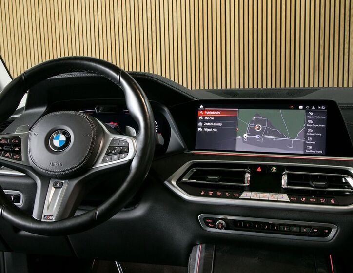 BMW X7 17