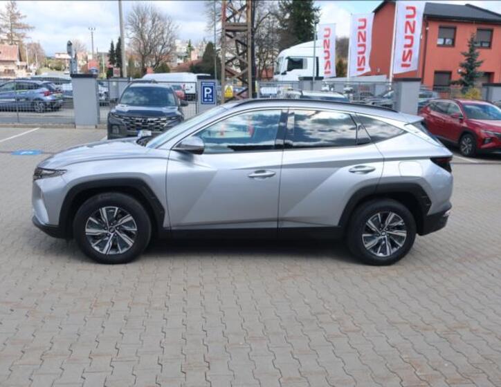 Hyundai Tucson 4