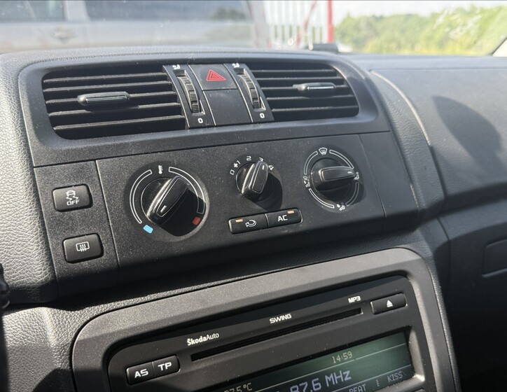 Škoda Roomster 12