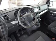 Peugeot Traveller 9