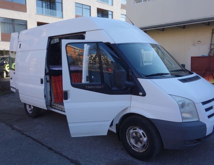 Ford Transit 16