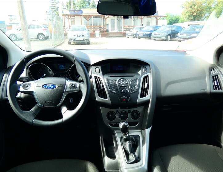 Ford Focus 12