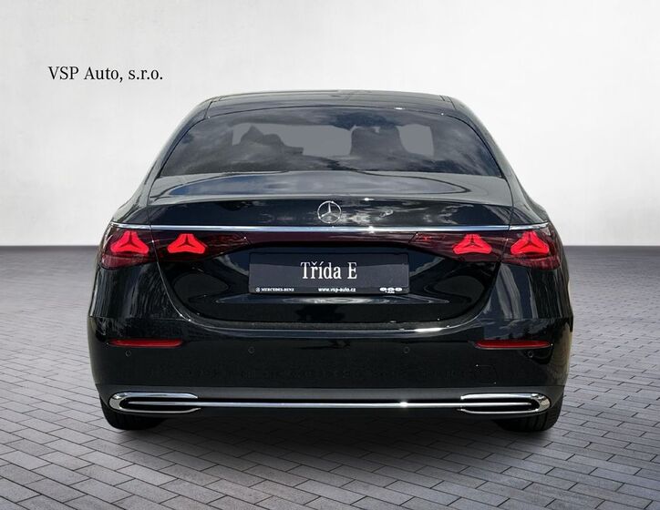Mercedes-Benz Třídy E 4