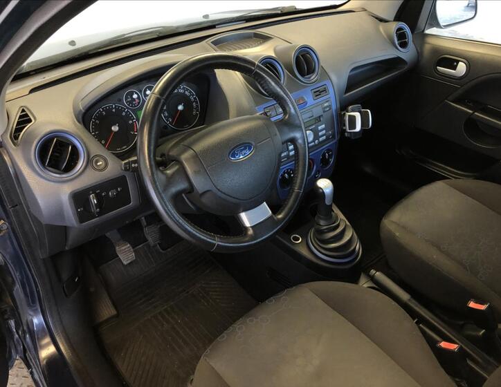 Ford Fiesta 9