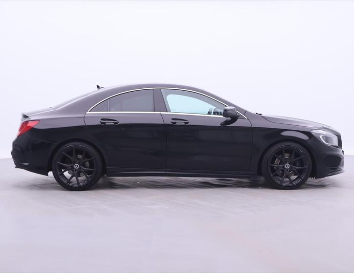 Mercedes-Benz CLA 8