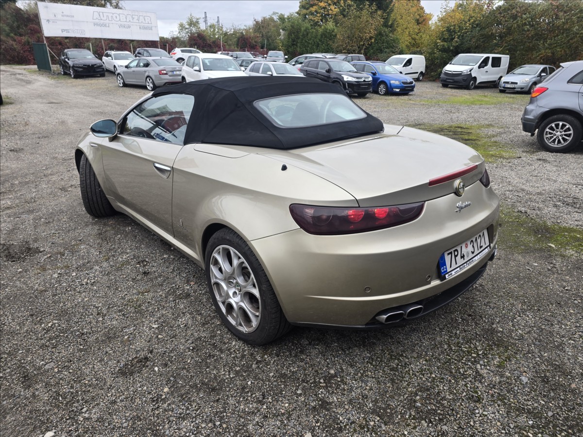 Alfa Romeo Spider