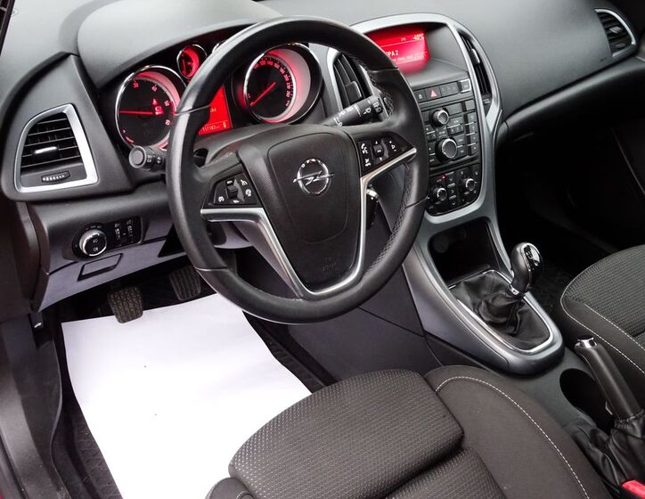 Opel Astra 14