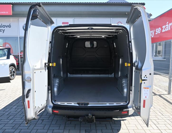 Ford Transit Custom 6