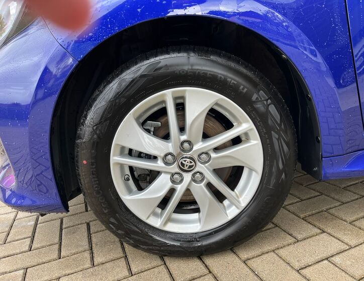 Toyota Yaris 27