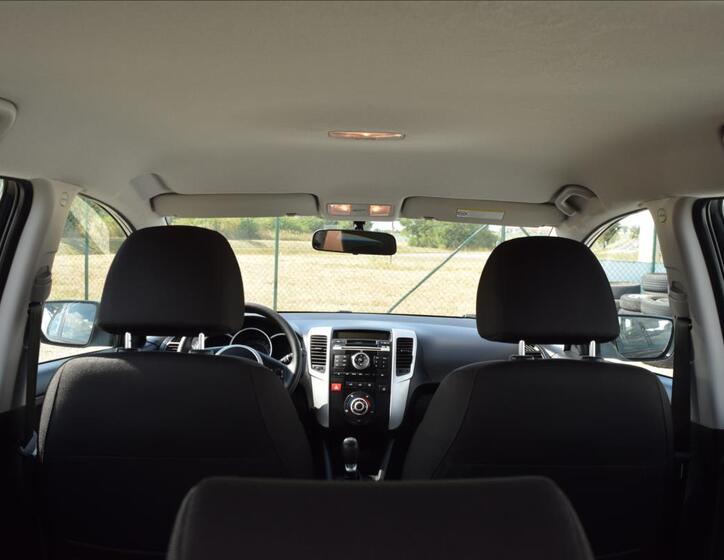 KIA Venga 22