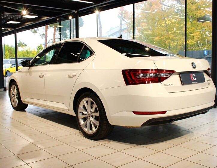 Škoda Superb 4