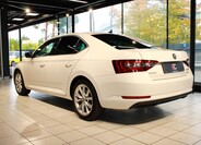 Škoda Superb 4