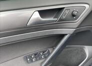 Volkswagen Golf 13