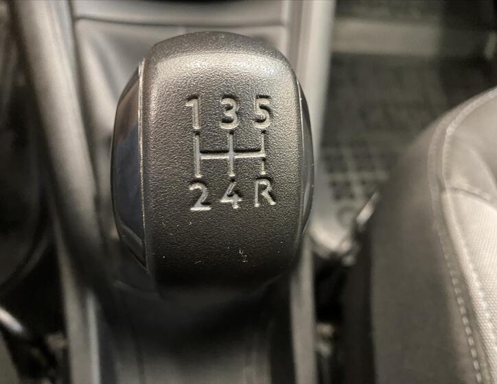 Peugeot 208 18
