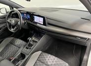 Volkswagen Golf 23
