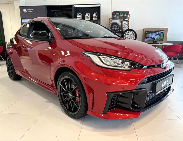 Toyota Yaris 1