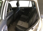 Toyota RAV4 10