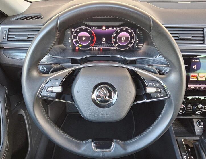 Škoda Superb 18