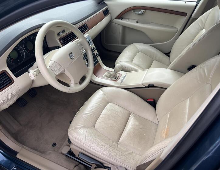 Volvo V70 15