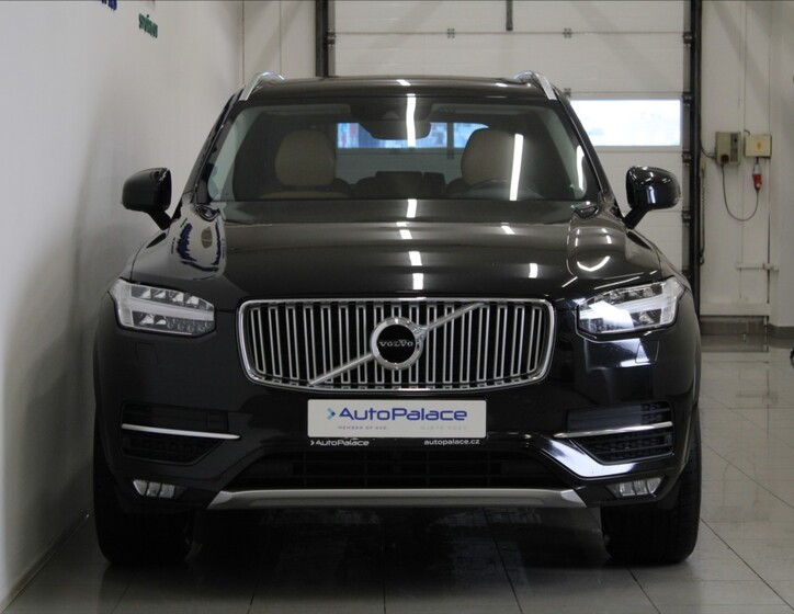 Volvo XC90 2