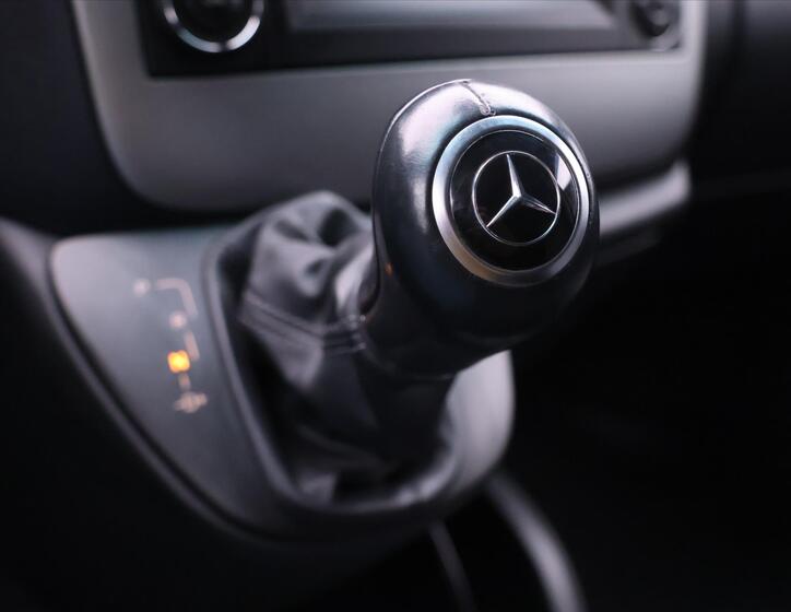 Mercedes-Benz Viano 27