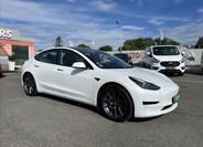 Tesla Model 3 2