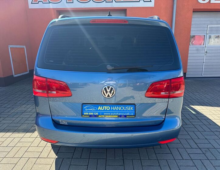 Volkswagen Touran 6