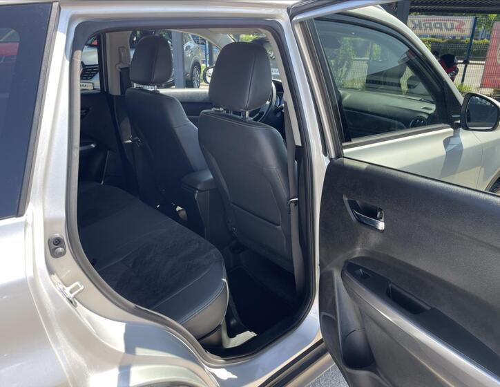 Suzuki Vitara 26