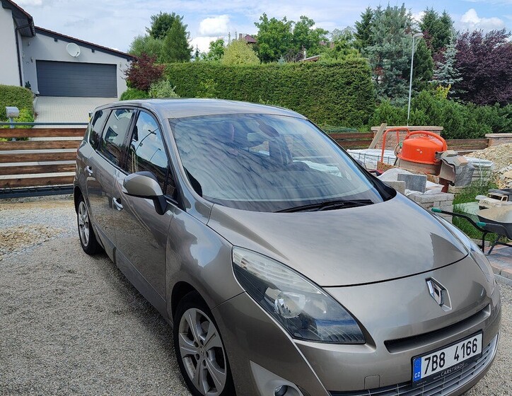 Renault Grand Scénic 1