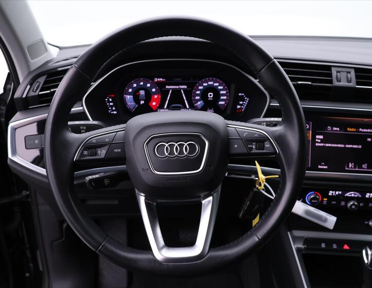 Audi Q3 18