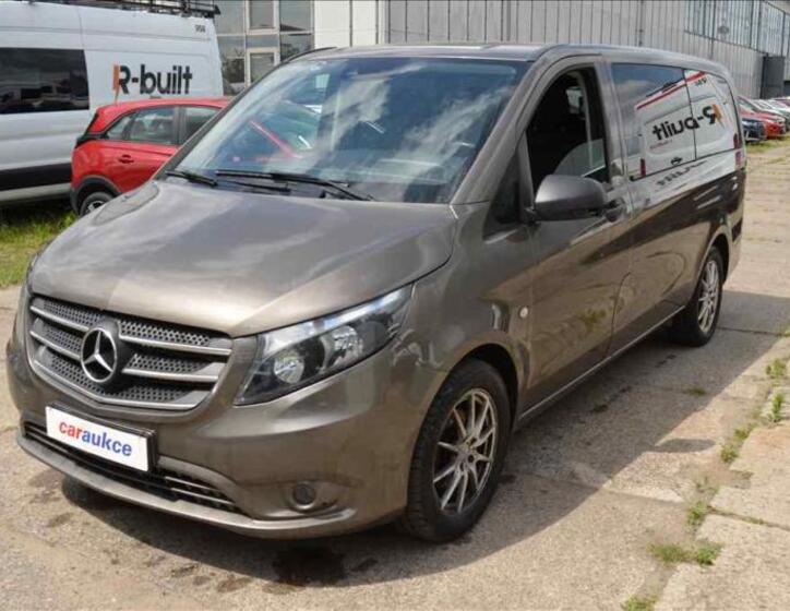 Mercedes-Benz Vito 1