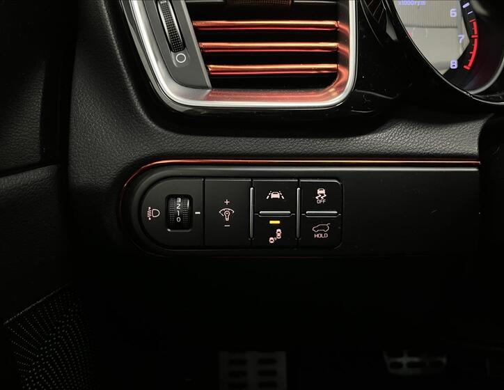 KIA ProCeed 17