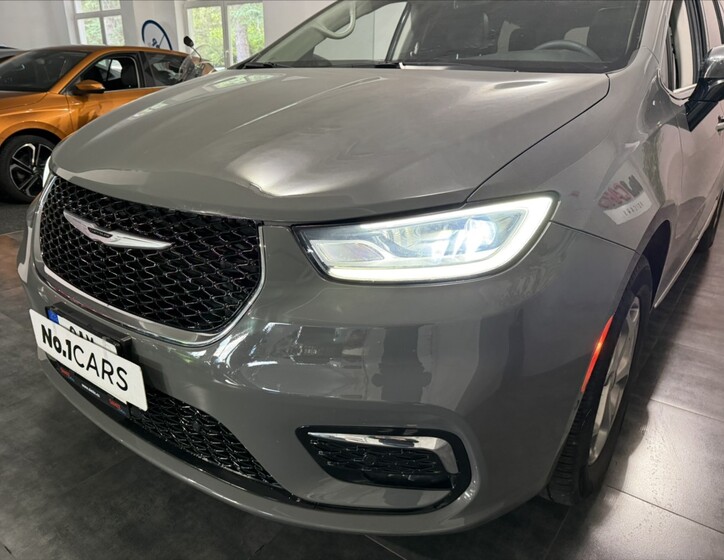 Chrysler Pacifica 34