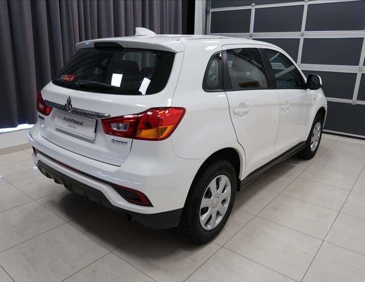 Mitsubishi ASX 4