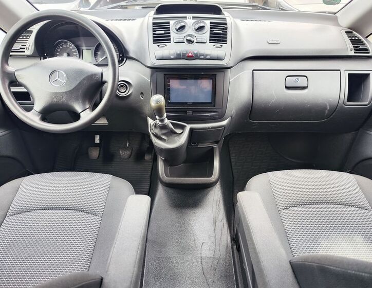 Mercedes-Benz Vito 13