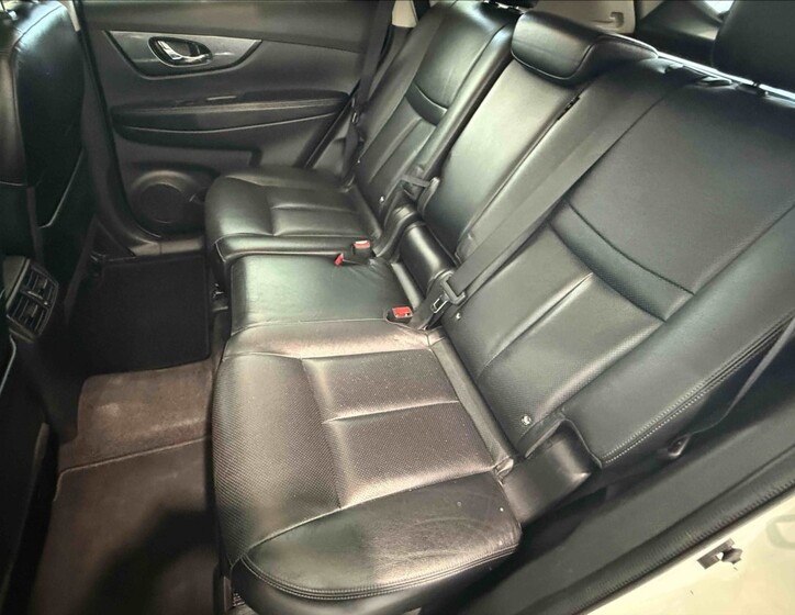 Nissan X-Trail 8