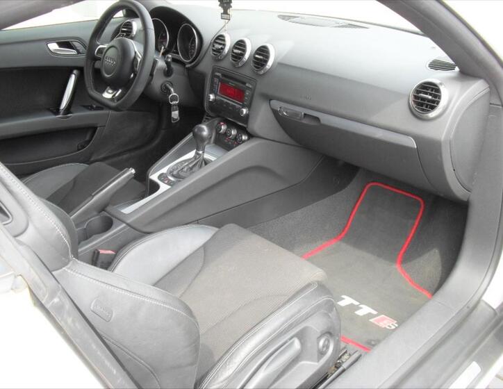 Audi TT 18