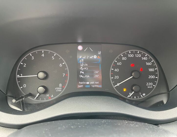 Toyota Yaris 20