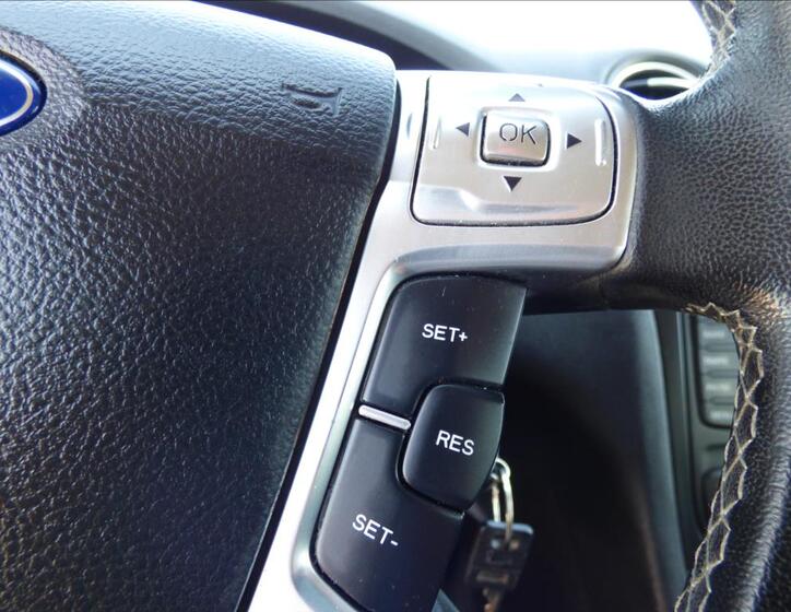 Ford S-MAX 18