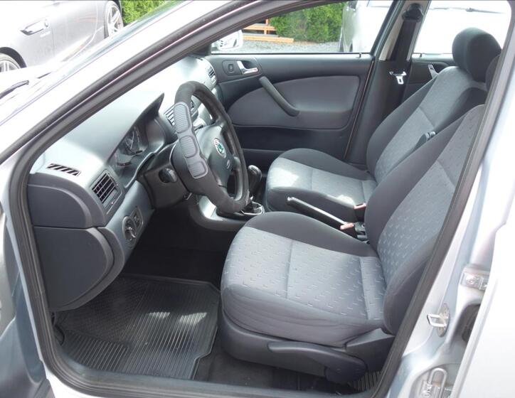 Škoda Octavia 10