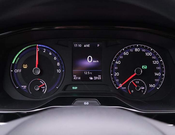 Volkswagen Bora 20