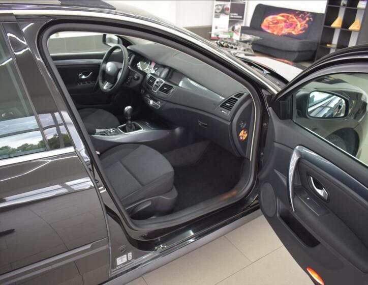 Renault Laguna 14