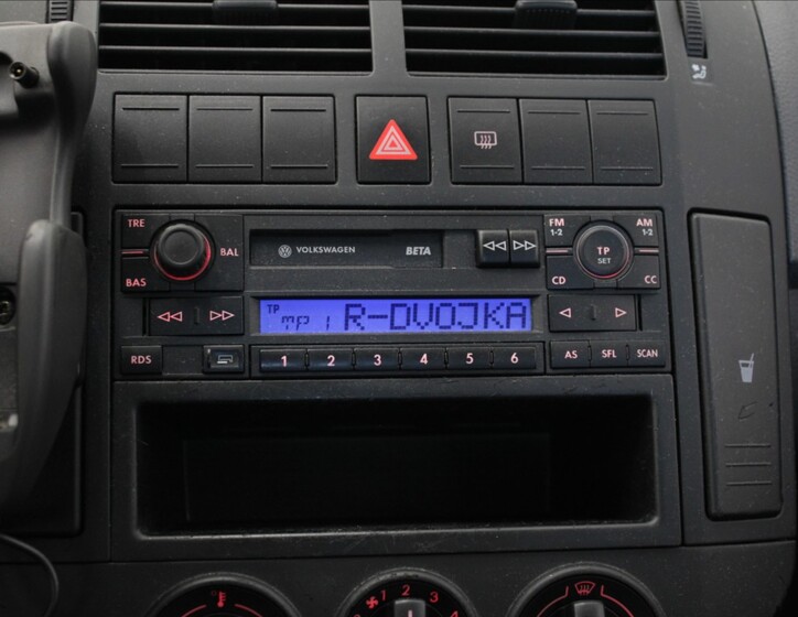 Volkswagen Polo 10