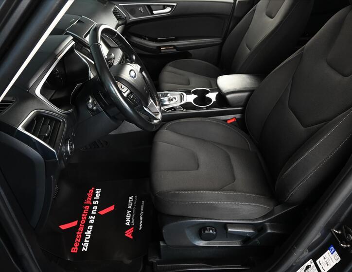 Ford S-MAX 10